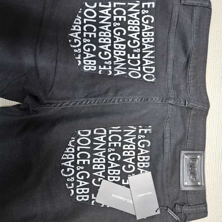 [BUNJANG] Dolce &amp; Gabbana Black Denim Jeans / 돌체앤가바나 블랙 데님 청바지
