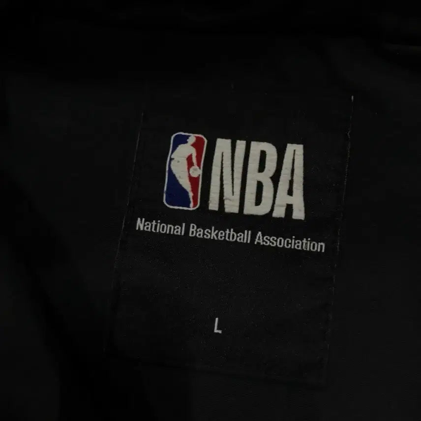 [SOLD OUT] NBA 후드 바람막이 블랙