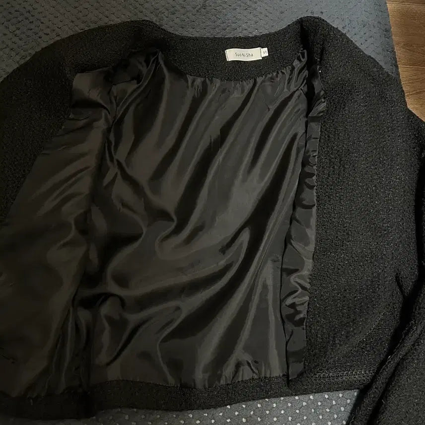 [BUNJANG] Gold Button Short Tweed Jacket / 금장 숏 트위드 자켓