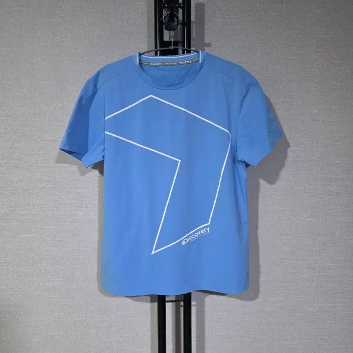 [BUNJANG] Discovery Bleecker Round T-shirt Sky Blue (Size 100) / 디스커버리 블리커 라운드 반팔티 스카이블루 100