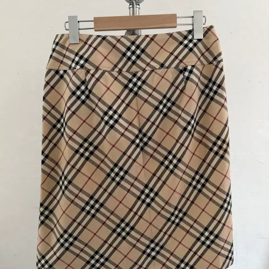 [SOLD OUT] Burberry 버버리 블루라벨 노바체크 벨티드 플리츠 스커트
