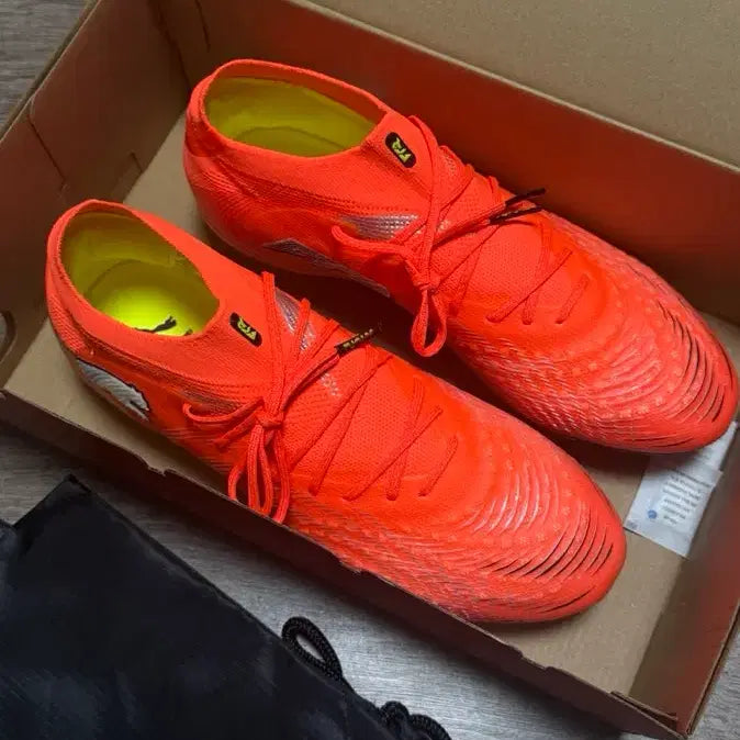 [BUNJANG] Puma Future 9 Ultimate FG Soccer Cleats / 푸마 퓨처 9 얼티메이트 FG 새상품 (전용쌕 포함)