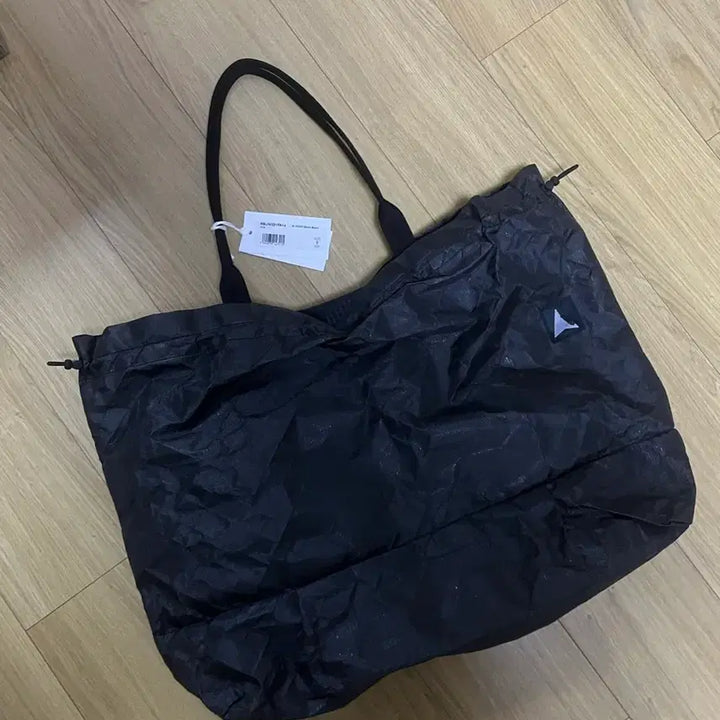 [BUNJANG] Roa Hiking Tote Bag Black / ROA 로아 하이킹 토트백 크로스백 새상품