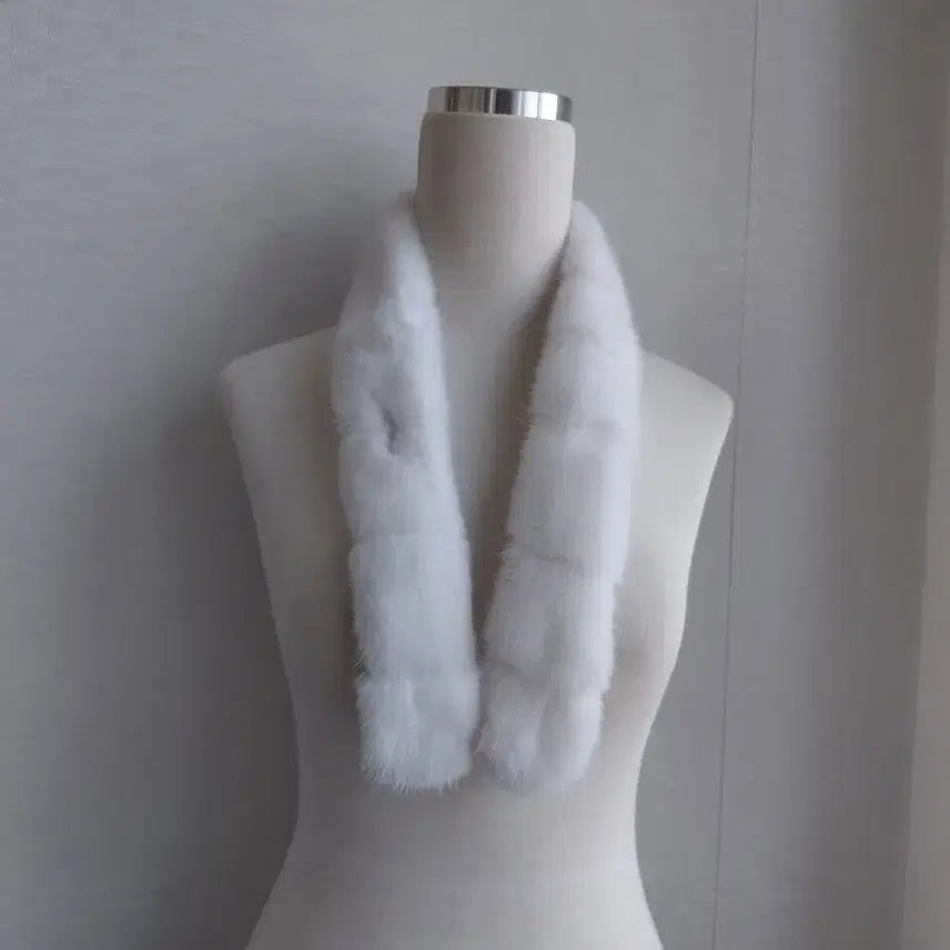 [BUNJANG] Natural Mink White Insert Scarf / 특가 역시즌 천연 밍크 화이트 끼움목도리