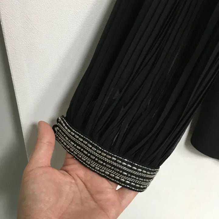 [SOLD OUT] 모조에스핀 플리츠 보석 블라우스 55