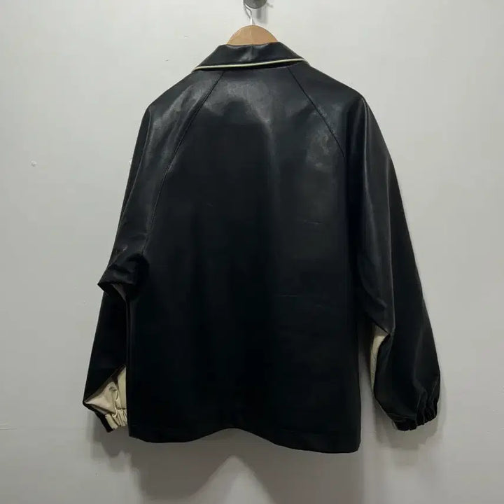 [SOLD OUT] LaFudge Store 검정 배색 레더 자켓 남성 L