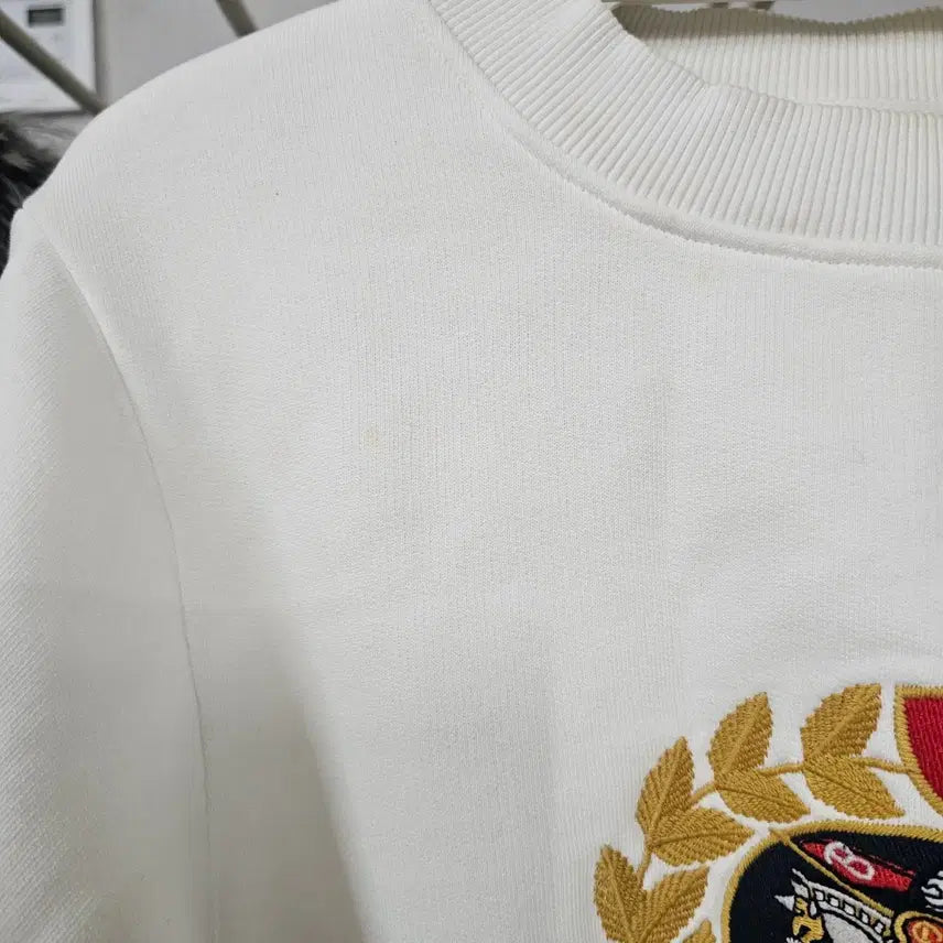 [BUNJANG] Burberry White Logo Sweatshirt XS / 버버리 화이트 로고 맨투맨 티셔츠xs