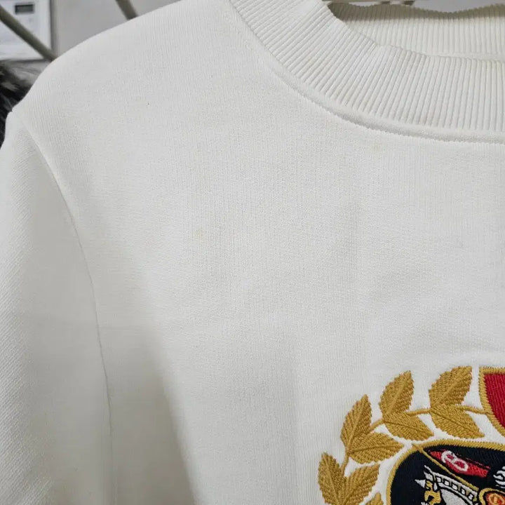 [BUNJANG] Burberry White Logo Sweatshirt XS / 버버리 화이트 로고 맨투맨 티셔츠xs