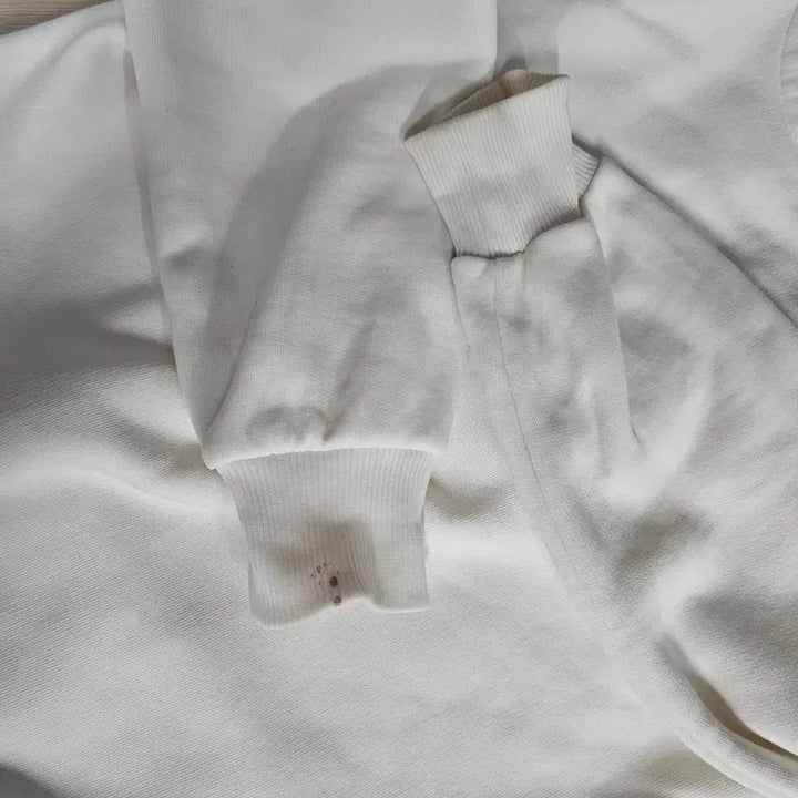 [BUNJANG] Burberry White Logo Sweatshirt XS / 버버리 화이트 로고 맨투맨 티셔츠xs
