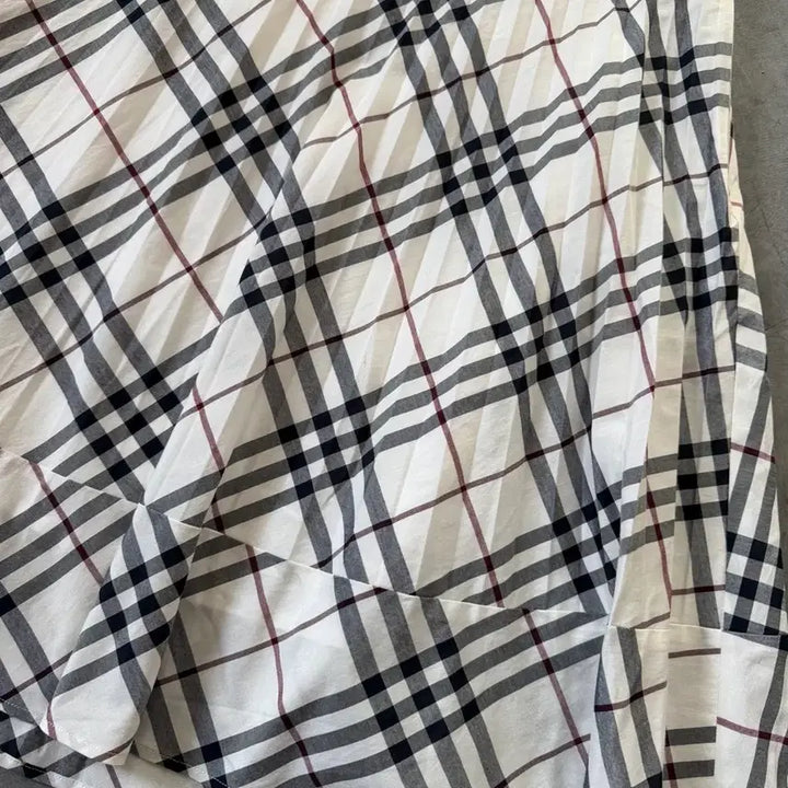 [BUNJANG] Burberry Blue Label White Nova Check Pleated Skirt / Burberry 버버리 블루라벨 화이트 노바체크 플리츠 스커트