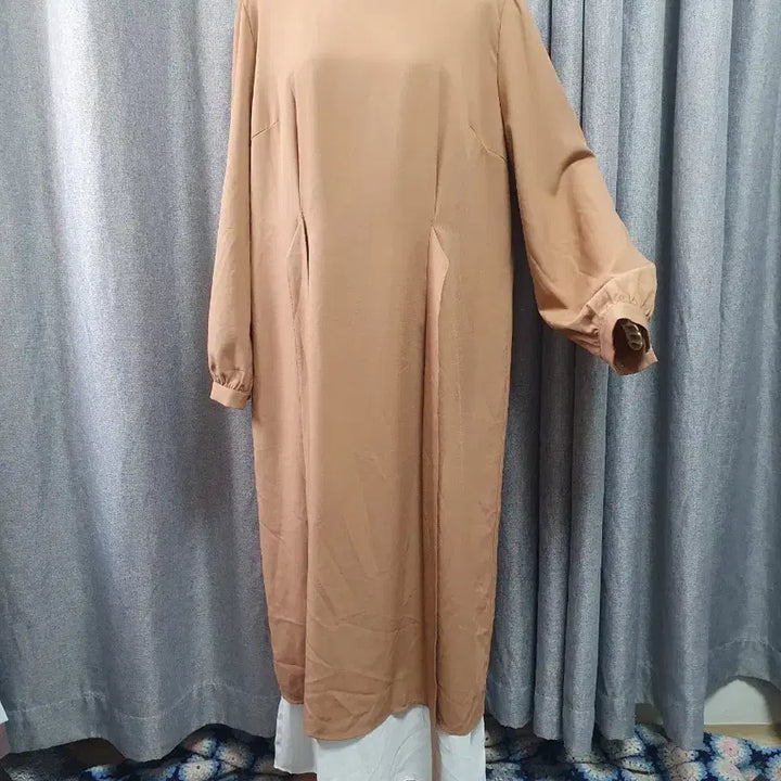 [BUNJANG] R2 Pin-tuck Maxi Hem Contrast Dress / R2핀턱 맥시 밑단배색 원피스