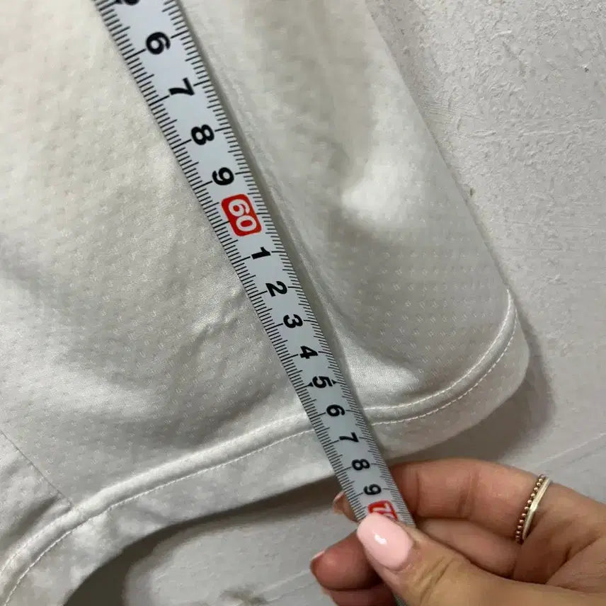 [SOLD OUT] 데상트 화이트 반팔 폴로티 M