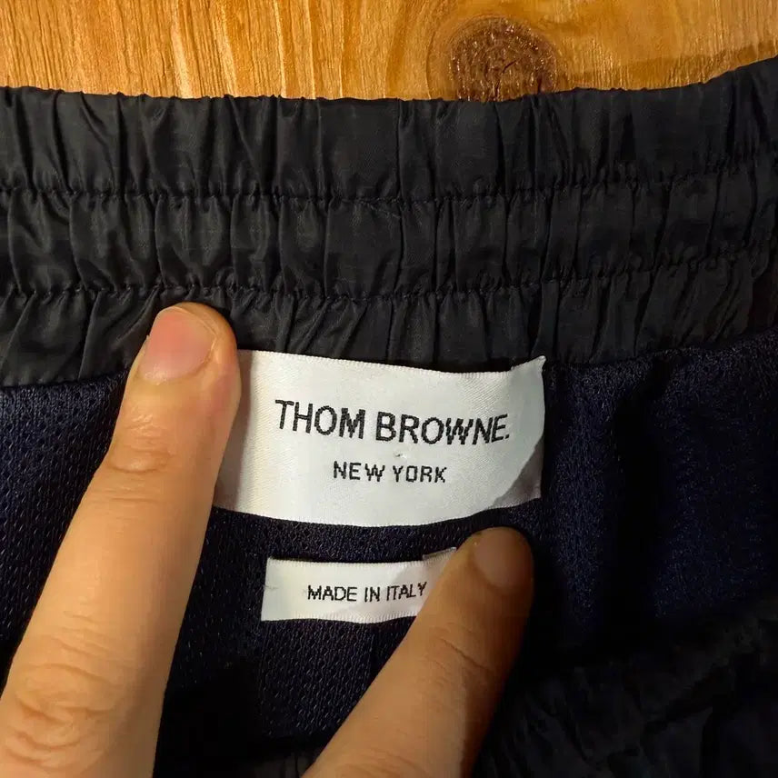 [BUNJANG] Thom Browne 4-Line Shorts / 톰브라운 4선 반바지 판매 합니다.
