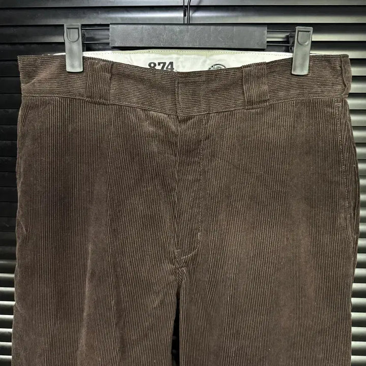 [BUNJANG] Dickies 874 Corduroy Work Pants / 디키즈 골덴 코듀로이 브라운 874 일자 세미 와이드 워크 팬츠 32