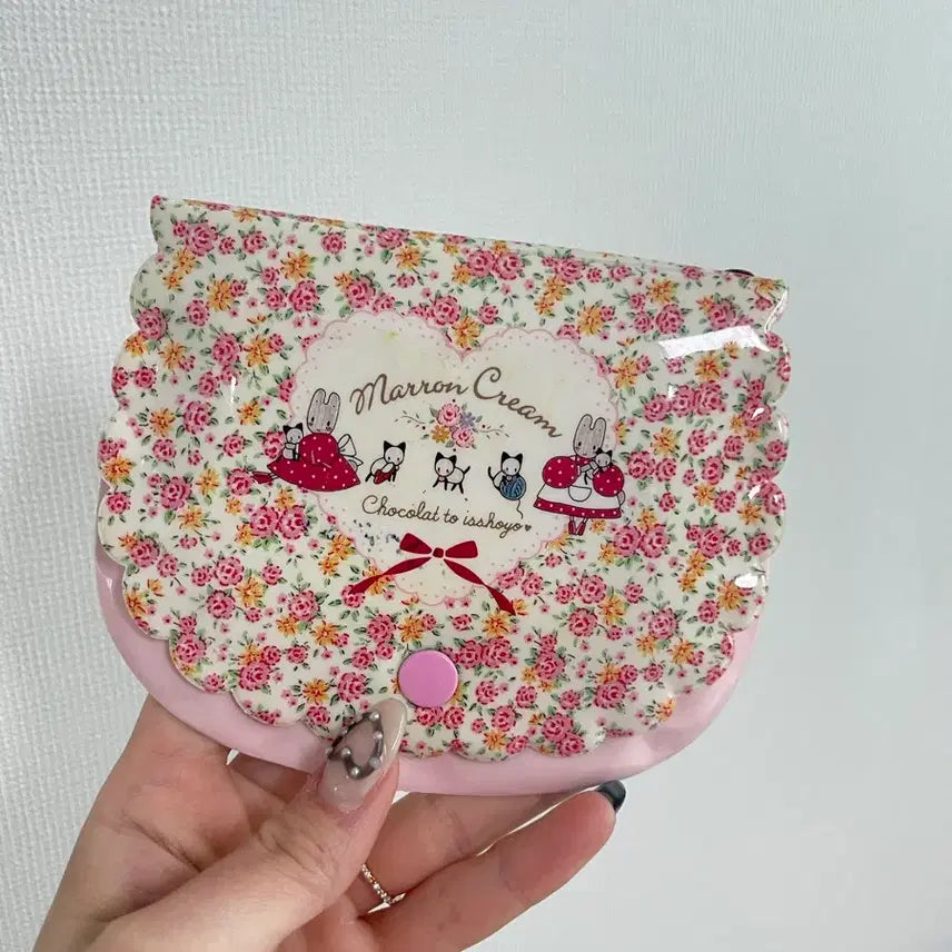 [BUNJANG] Sanrio Marron Cream Floral Pattern Pouch Wallet / 산리오 마론크림 고전 꽃무늬 파우치 지갑
