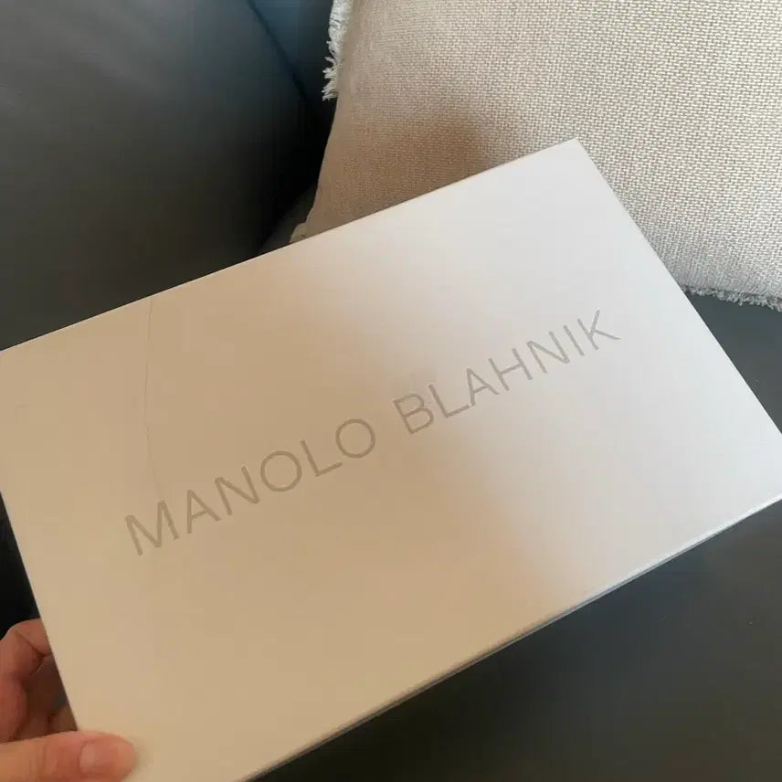 [BUNJANG] Manolo Blahnik Black Suede Mule Slippers / 마놀로 블라닉 블랙 스웨이드 뮬 슬리퍼
