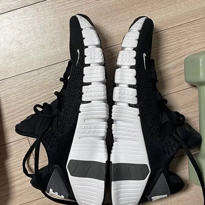 [BUNJANG] Nike Free Metcon 4 Black 250mm Sneakers / [미착용상품, 공홈 주문내역 인증] 나이키 프리메트콘 4 블랙 250mm