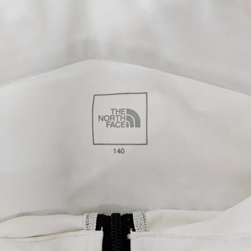 [BUNJANG] The North Face Kids White Training Zip-up Jacket / [140] 노스페이스 키즈 여성 화이트 트레이닝 집업 자켓 0120Y1
