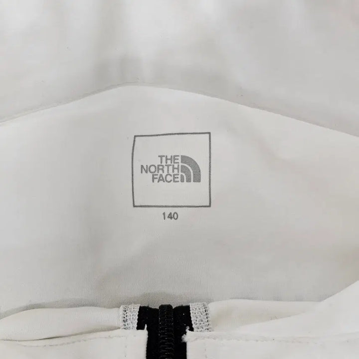 [BUNJANG] The North Face Kids White Training Zip-up Jacket / [140] 노스페이스 키즈 여성 화이트 트레이닝 집업 자켓 0120Y1