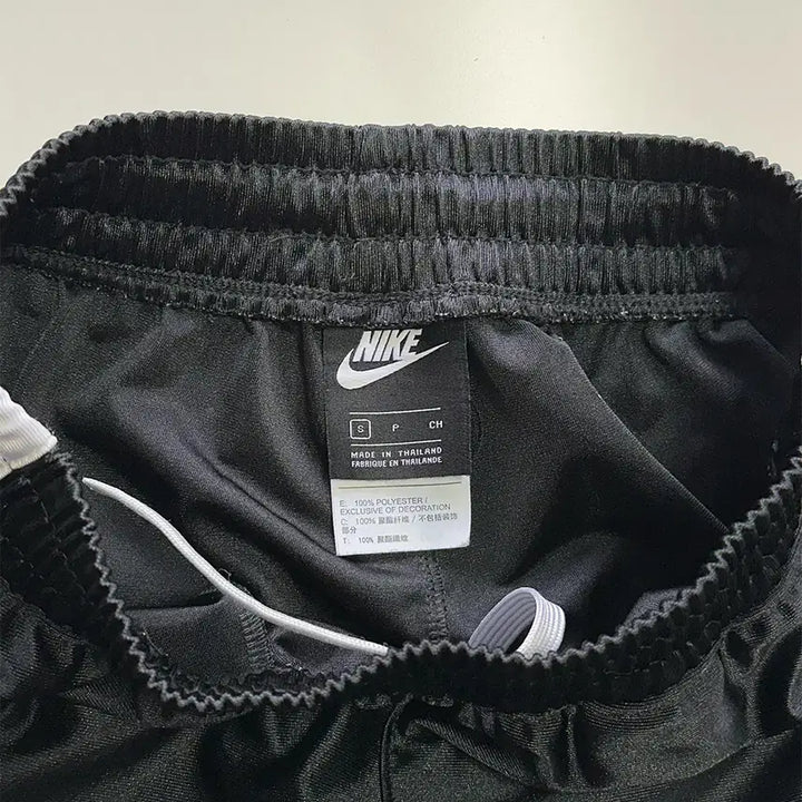 [BUNJANG] Nike Glossy Track Pants / 나이키 사이드 스냅 글로시 트랙 팬츠