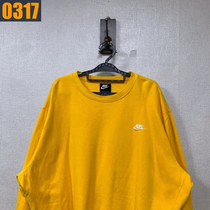 [BUNJANG] Nike Yellow Men&