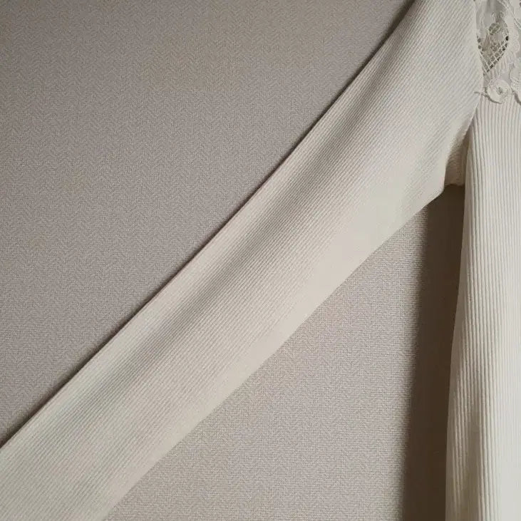 [BUNJANG] Sandro Lace Block Ribbed Top (Size 1) / 산드로 SANDRO 레이스 블록 골지 탑 1 사이즈  정품