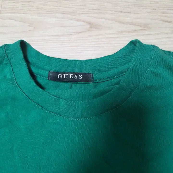 [BUNJANG] Guess Short Sleeve T-shirt (S) / 게스 반팔티 S(90)