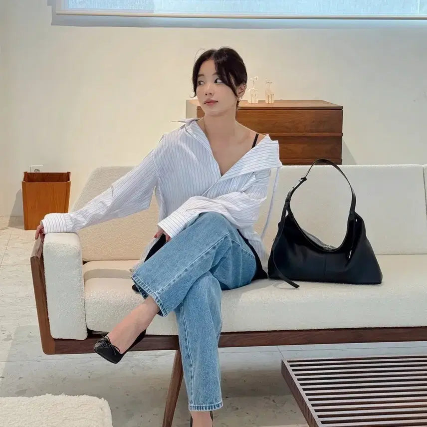[BUNJANG] Joy Gryson Celine Shoulder Bag / 조이그라이슨 셀리 숄더백