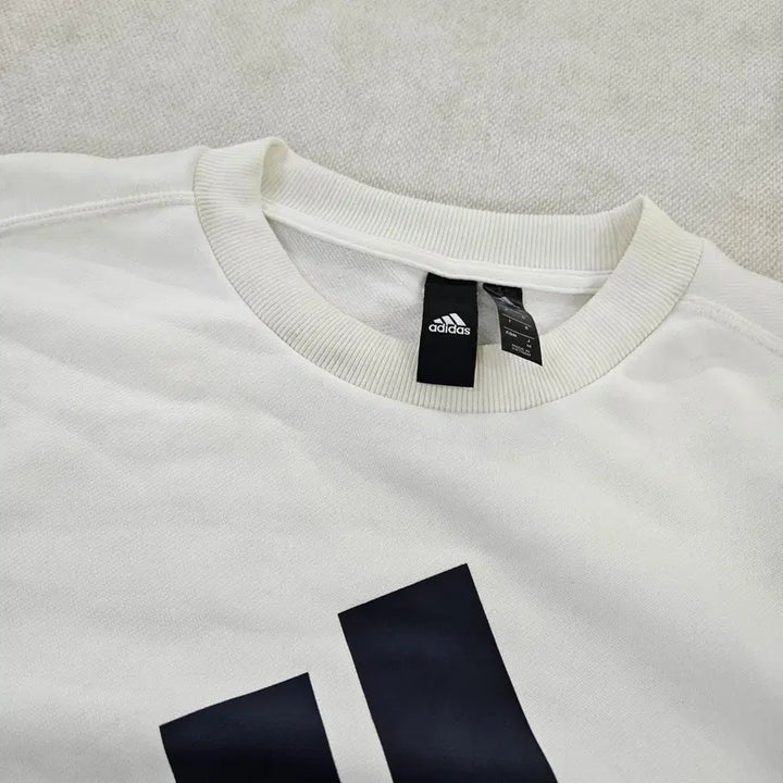 [BUNJANG] Adidas Big Logo Ivory Sweatshirt / [M] 아디다스 빅로고 아이보리 맨투맨 0115YH1