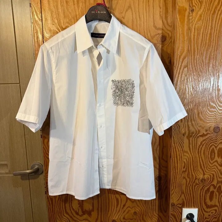 [BUNJANG] Louis Vuitton Monogram Graffiti Box Print Short Sleeve Shirt / 루이비통 모노그램 그래피티 박스 프린팅 반팔 셔츠