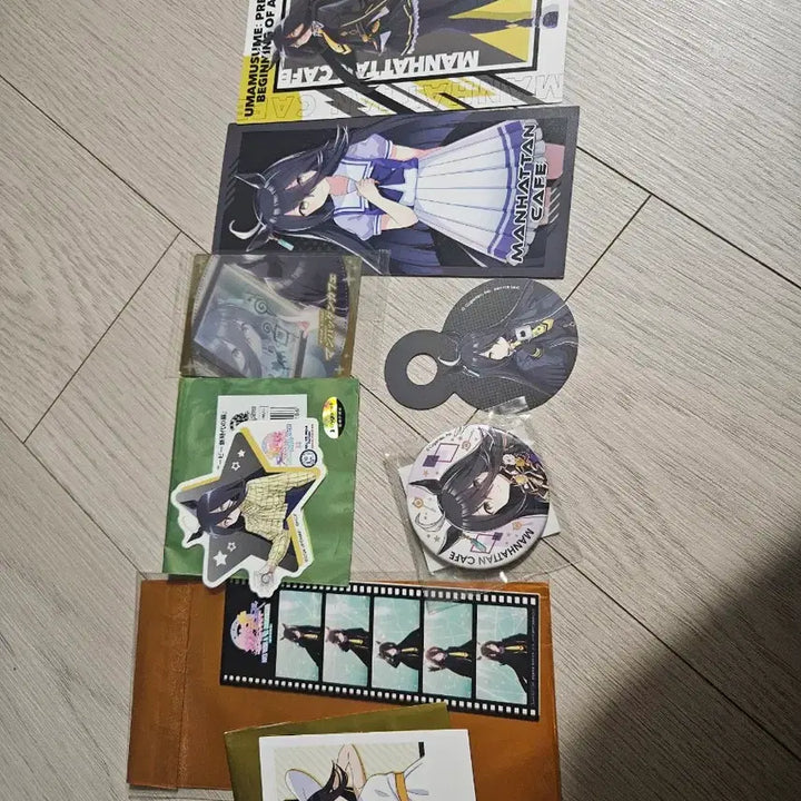 [BUNJANG] Uma Musume Manhattan Cafe Goods Set / 우마무스메 맨하탄 카페 굿즈 세트