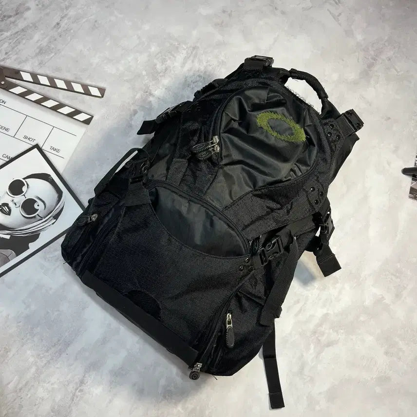 [BUNJANG] Oakley Icon Tactical Backpack / 오클리 아이콘 택티컬 백팩