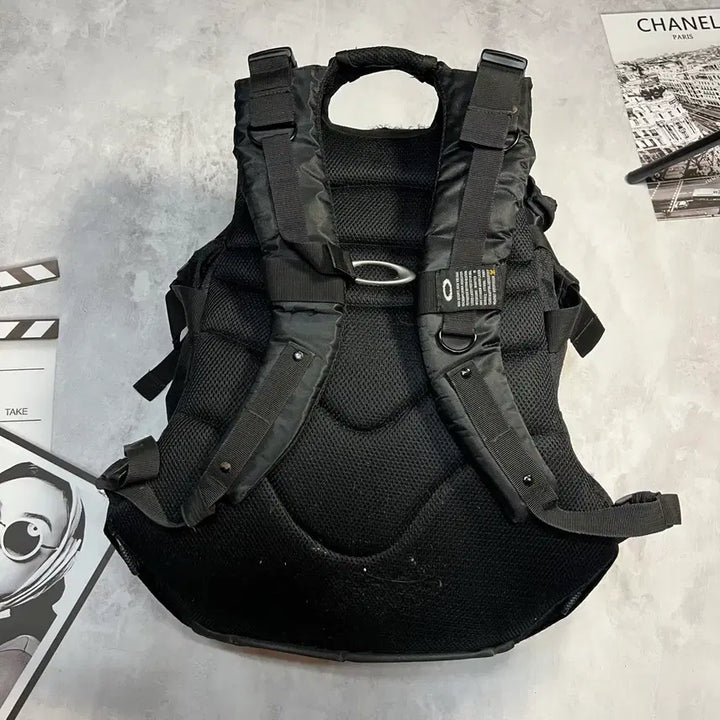 [BUNJANG] Oakley Icon Tactical Backpack / 오클리 아이콘 택티컬 백팩