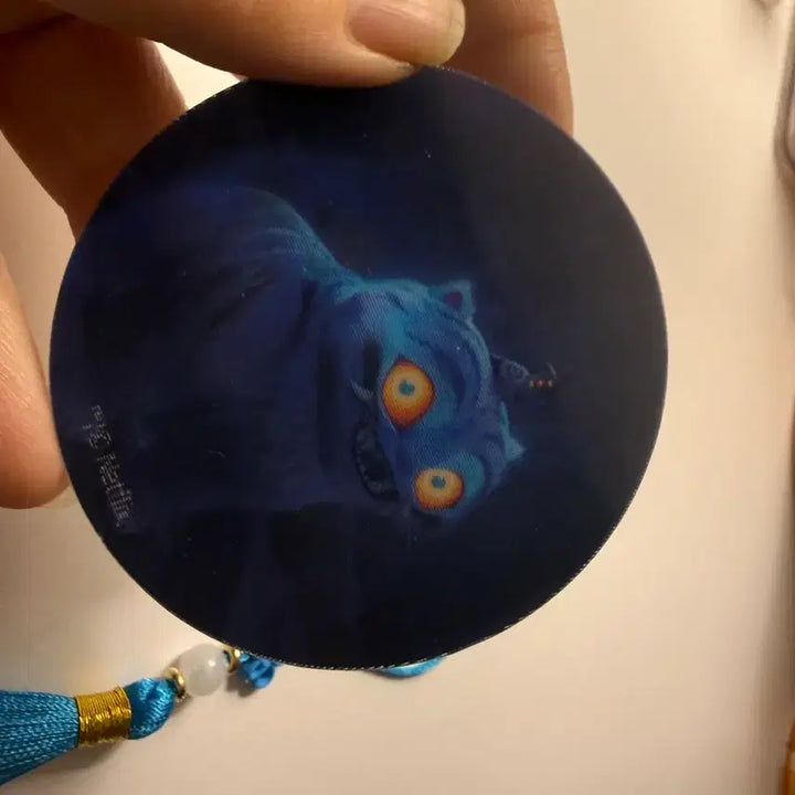 [BUNJANG] KDH Hologram Badge + Blue Tassel Keychain Set / 케데헌 홀로그램 뱃지 + 블루태슬키링 세트
