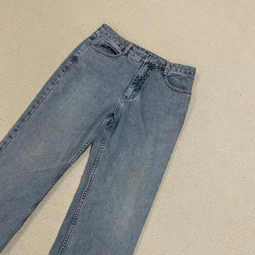 [BUNJANG] LEE Straight Jeans Light Blue N.3053 / 30 LEE 일자 청바지 연청 N.3053