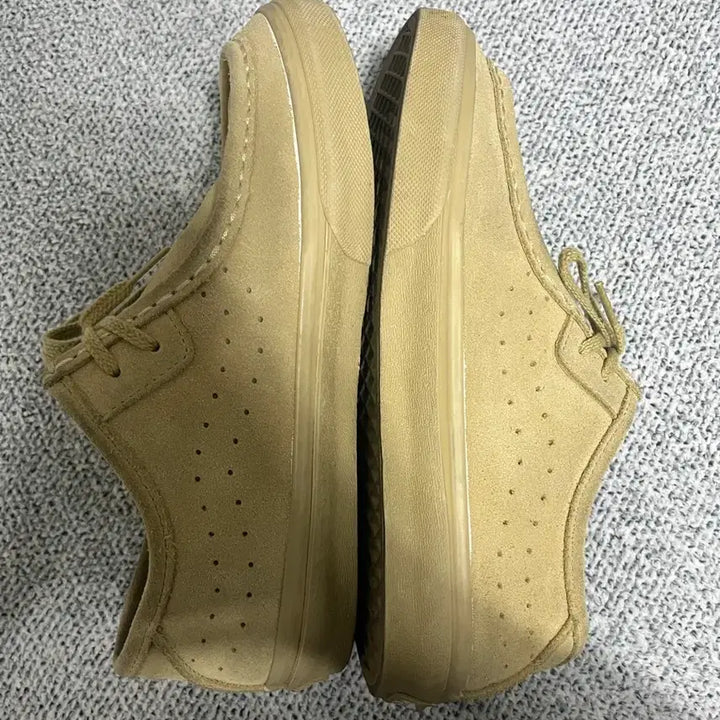 [BUNJANG] Vans Carverrow Sand Beige Sneakers / 반스 카버로우 샌드 베이지 260