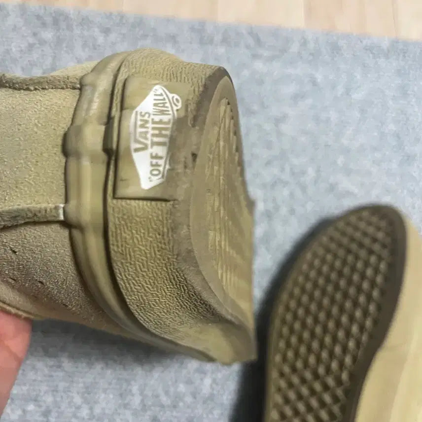 [BUNJANG] Vans Carverrow Sand Beige Sneakers / 반스 카버로우 샌드 베이지 260
