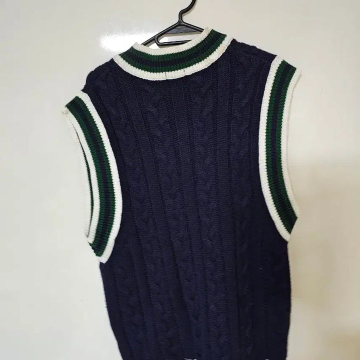 [BUNJANG] 5252 by o!oi Cable Knit Vest Navy / 5252 by o!oi 니트 조끼 네이비