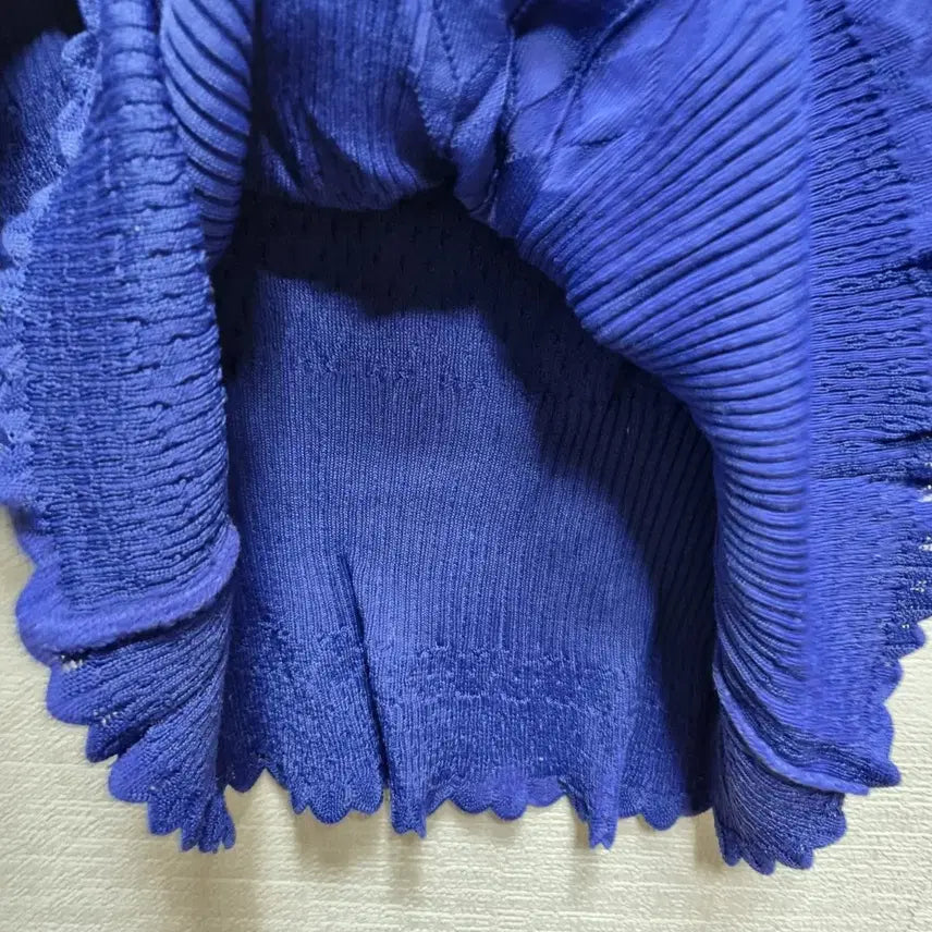 [BUNJANG] Embellished Knit Top / 마013 큐빅 장식 니트 티셔츠
