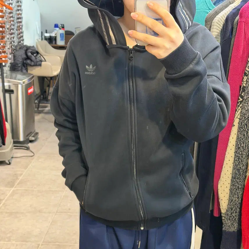 [BUNJANG] Adidas Black Hooded Zip-up Jacket / [NO.9] 아디다스 검은색 후드집업