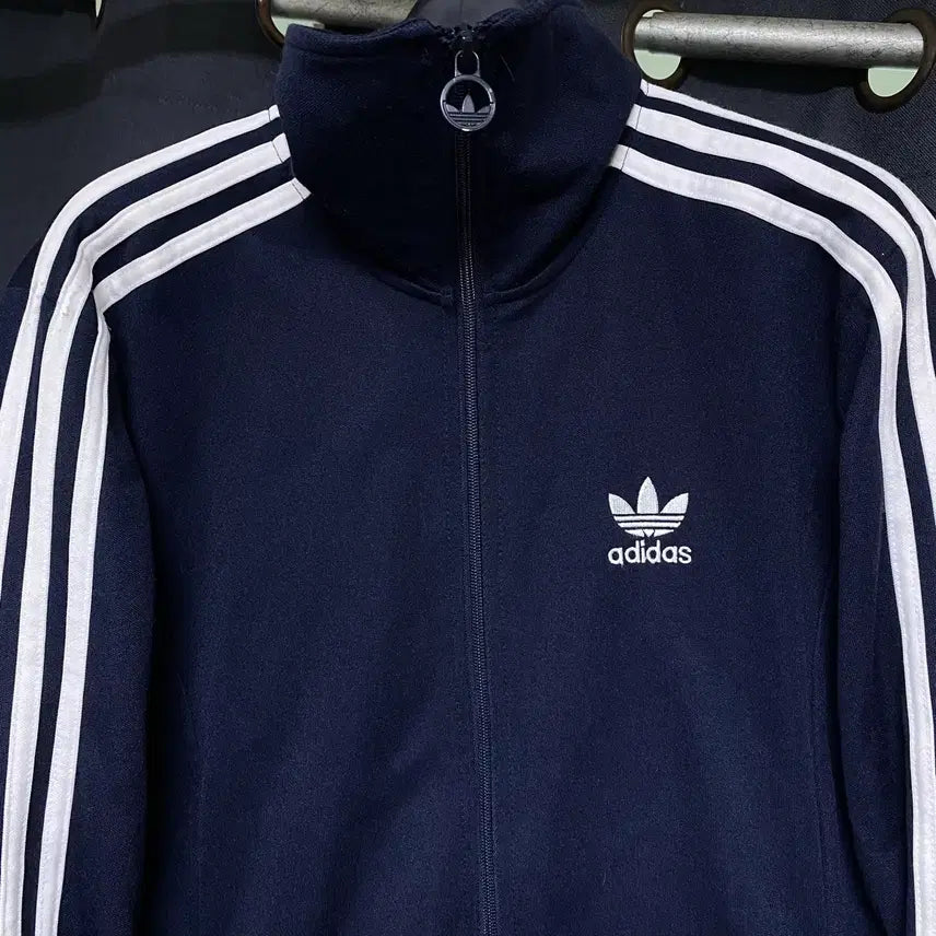 [BUNJANG] Adidas Europa Navy Jersey 105 / 아디다스 유로파 져지 네이비 105