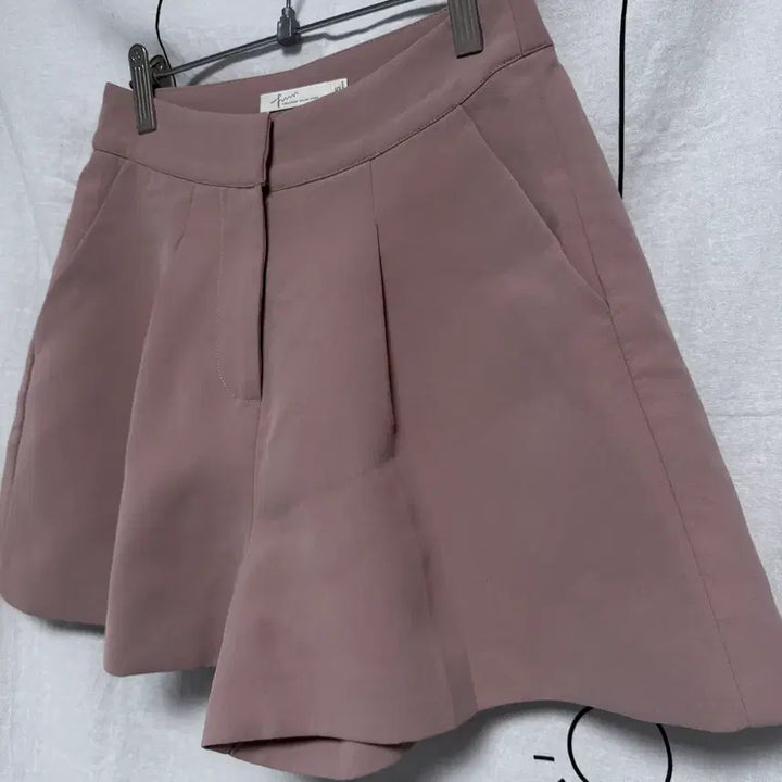 [BUNJANG] Pink Gray Pleated Suit Shorts / 여성 핑크 그레이 핀턱 정장 슬랙스 반바지