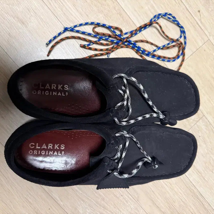 [BUNJANG] Clarks Wallabee Black Shoes / 클락스 왈라비 블랙 280