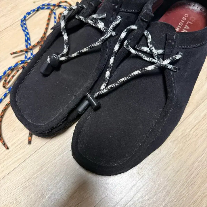 [BUNJANG] Clarks Wallabee Black Shoes / 클락스 왈라비 블랙 280