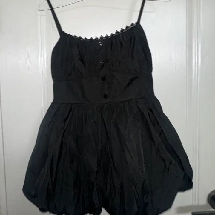 [BUNJANG] Black Shirring Sleeveless Top / 블랙 셔링 슬리브리스 탑