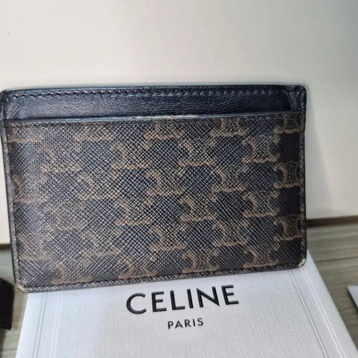 [BUNJANG] Celine Triomphe Canvas and Calfskin Card Holder / 셀린느 정품 트리옹프 캔버스 카프스킨 카드 홀더 카드지갑 풀박스 판매합니