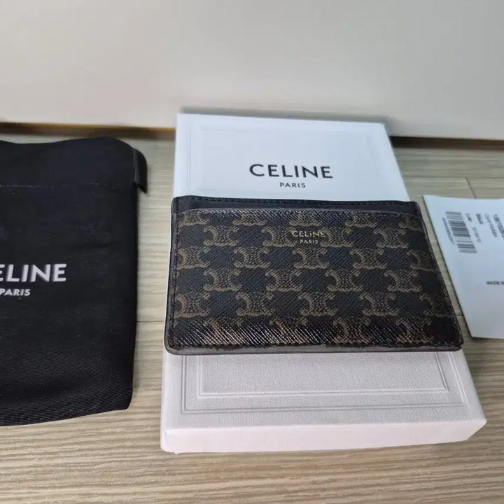 [BUNJANG] Celine Triomphe Canvas and Calfskin Card Holder / 셀린느 정품 트리옹프 캔버스 카프스킨 카드 홀더 카드지갑 풀박스 판매합니