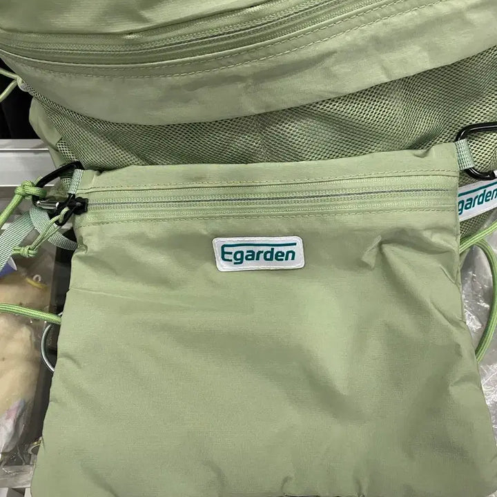 [BUNJANG] E. Garden Drawstring Backpack Mint / 새제품 에가든 드로스트링 백팩 민트