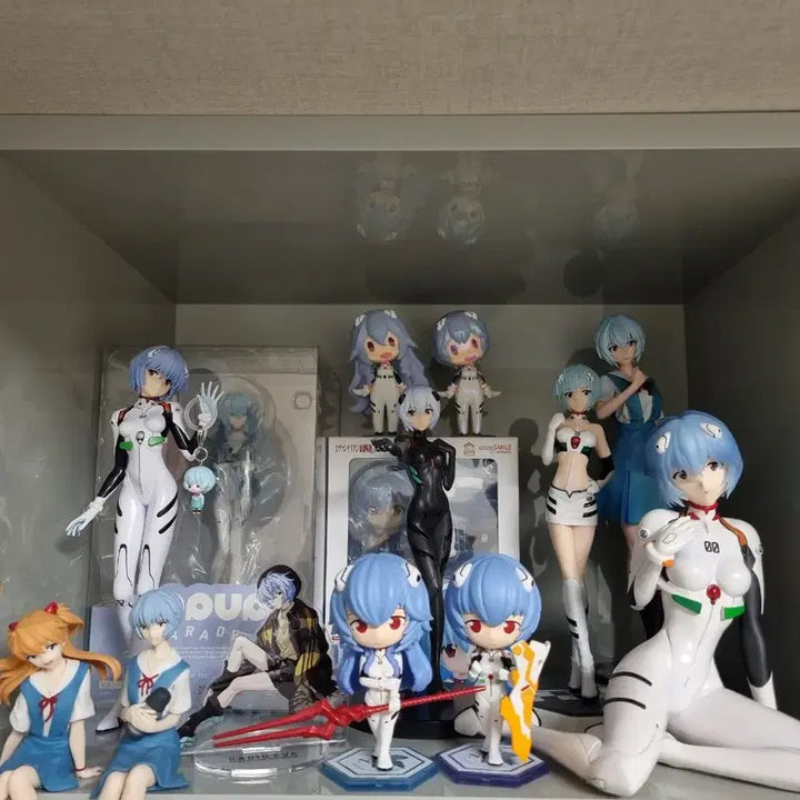 [BUNJANG] Hand Over Ayayanami Rei Figure / 핸드오버 쿠로 아야나미 레이 피규어 에반게리온