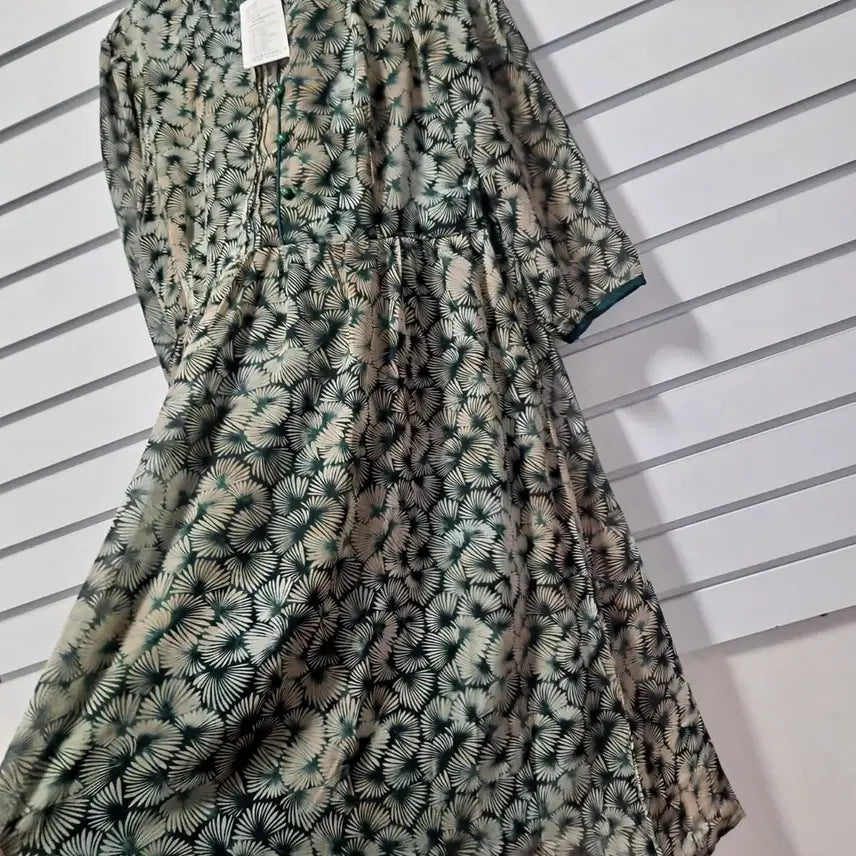 [BUNJANG] Unused Green Pattern Long Dress / 여성 그린패턴 미사용 롱원피스66/옷장꾸미기